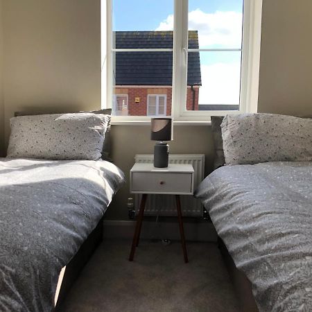 Hill House - 5 Mins Merry Hill - Perfect For Contractors & Families Brierley Hill Extérieur photo